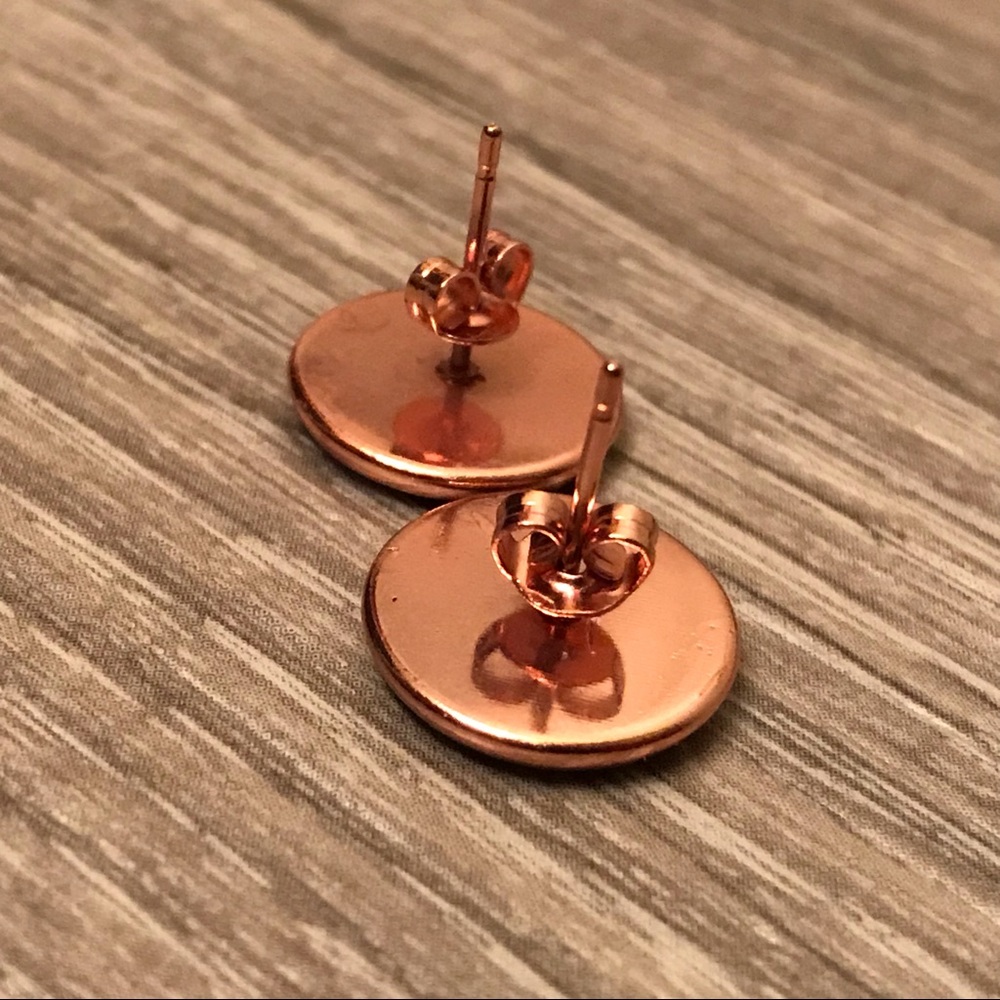 RESTOCKED! White Marble & Rose Gold Stud Earring - Picture 3 of 3